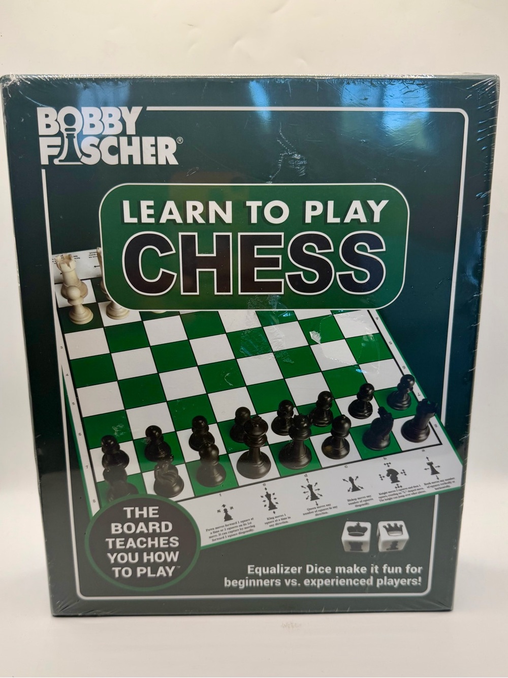Learn to Play Chess - Green and White